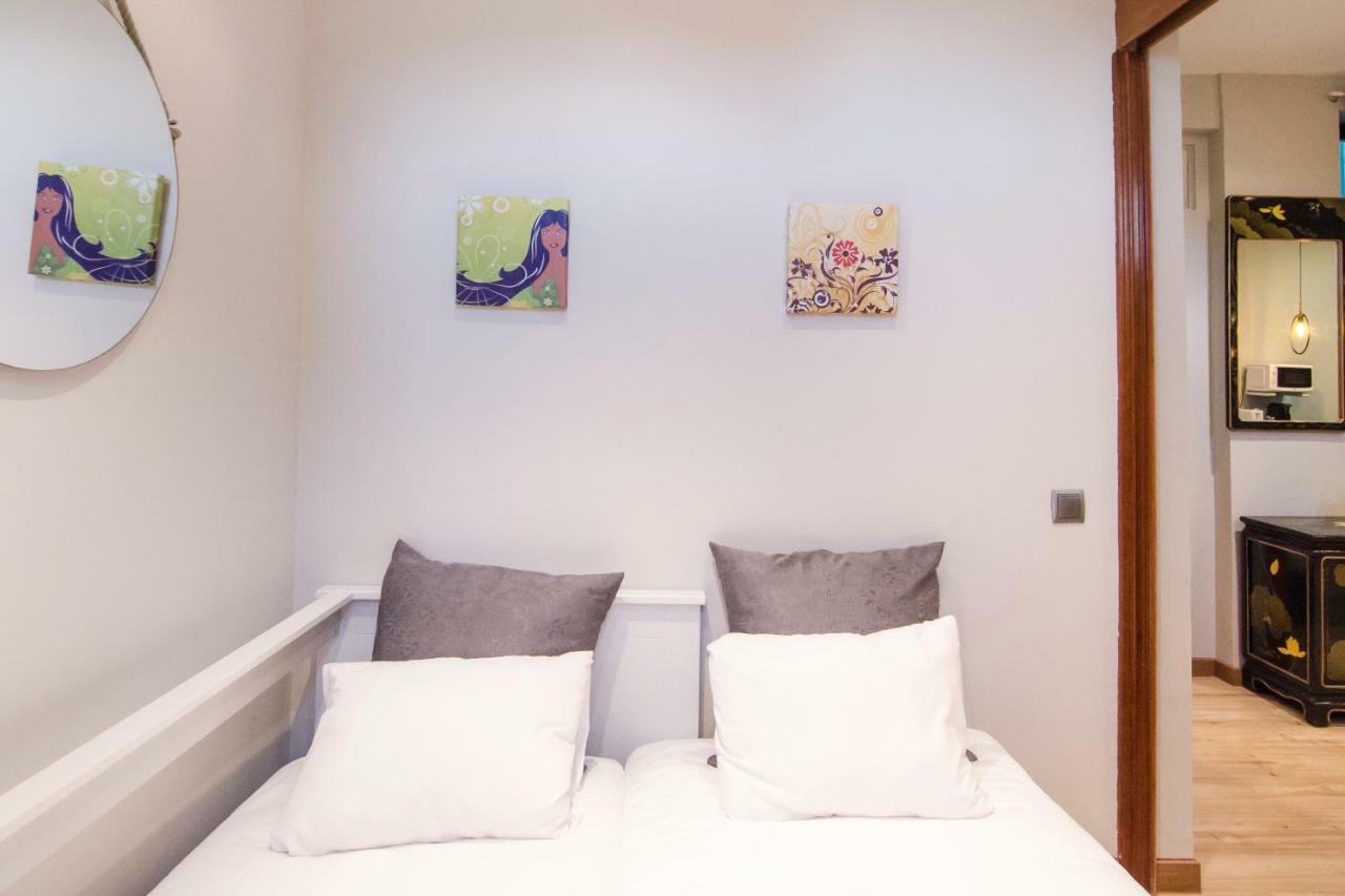 San vicente Ferrer 22 Appartement Madrid Buitenkant foto