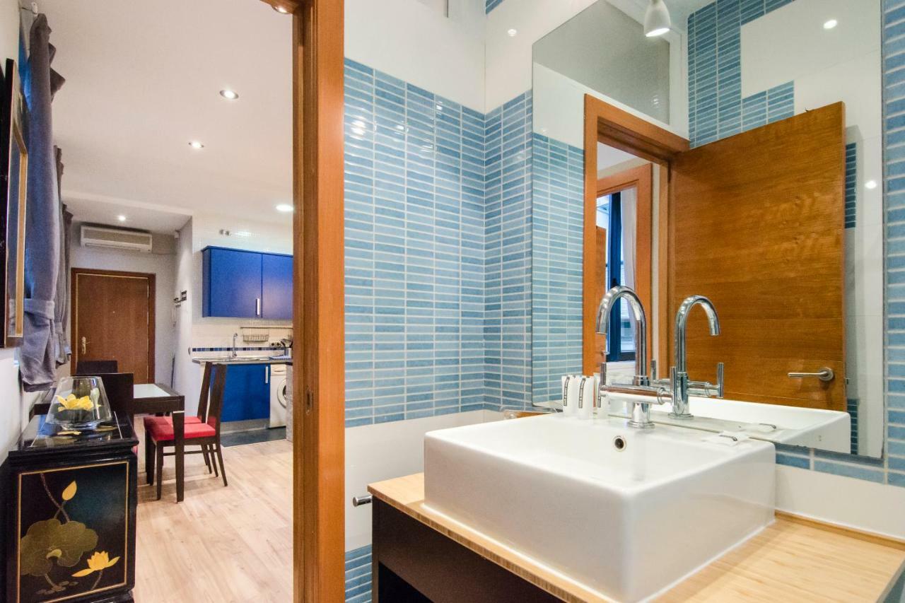 San vicente Ferrer 22 Appartement Madrid Buitenkant foto