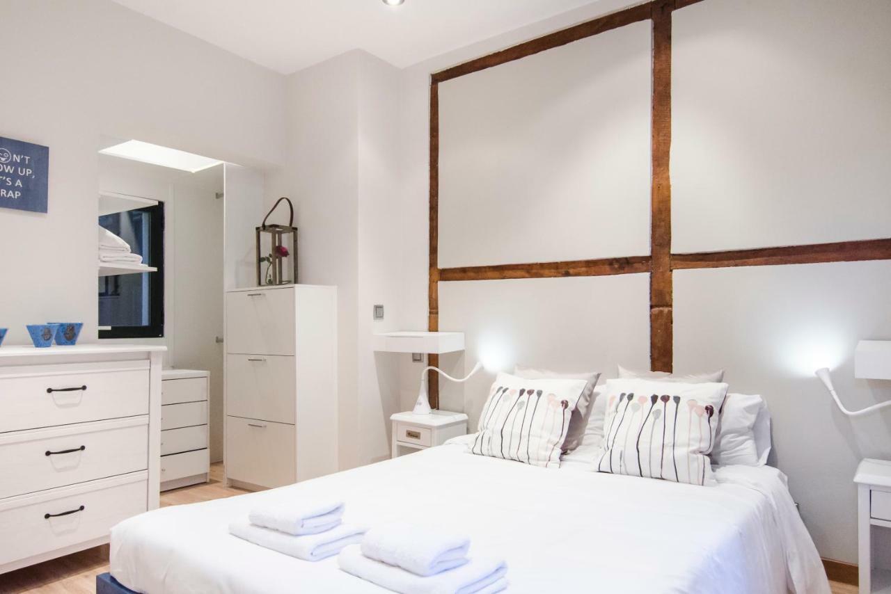 San vicente Ferrer 22 Appartement Madrid Buitenkant foto