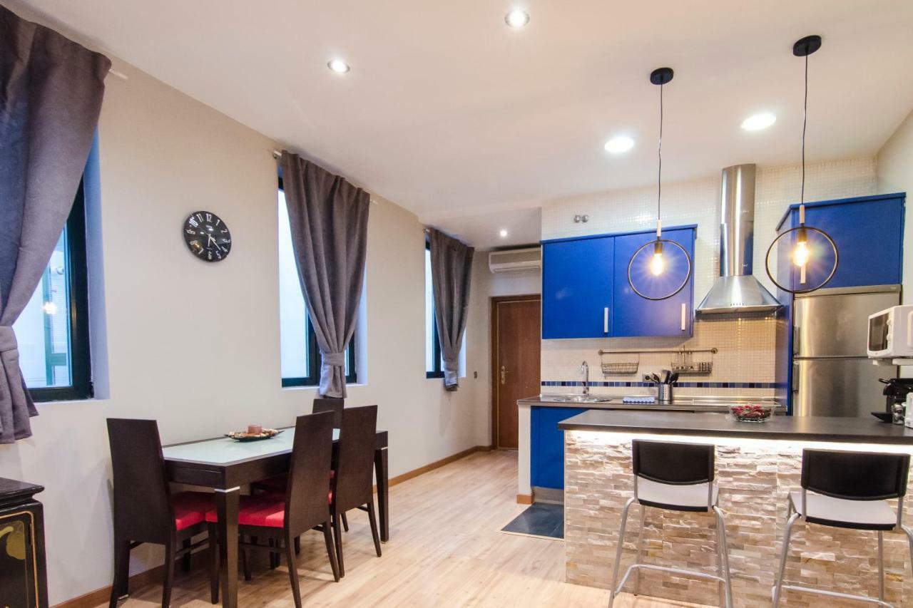 San vicente Ferrer 22 Appartement Madrid Buitenkant foto